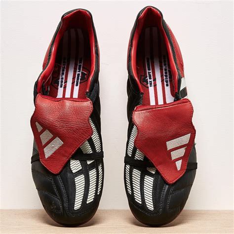 Adidas predator manias boot